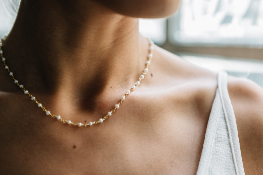 joaparis-bijoux-collier-colliers-perles-perlesdeaudouce-perlesderivière-ecommerce-eshop-hautefantaisie-bijouxfantaisies-mode-femmeparisienne-paris-fabriquéenfrance-faitmain-joailleriefine-vermeil